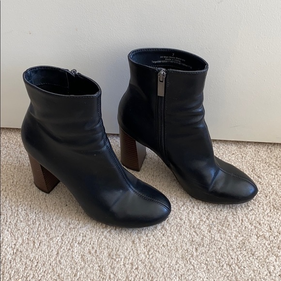 Merona heeled Ankle boots - Picture 2 of 2